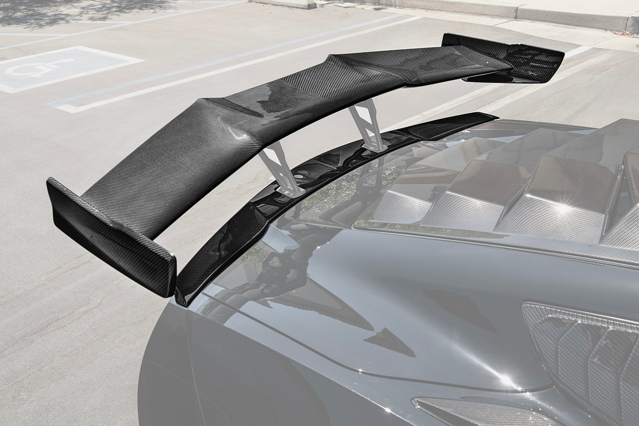carbon fiber automotive rear spoiler