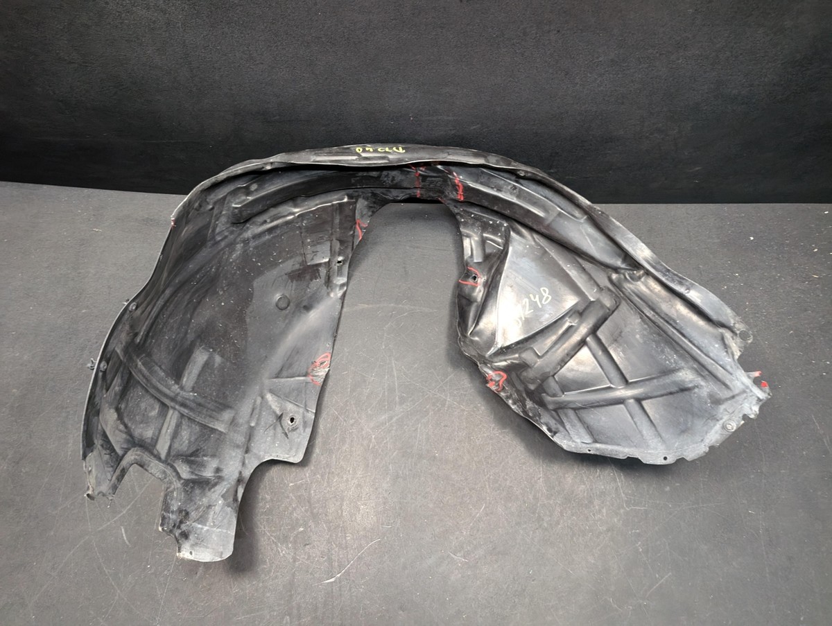 Dodge Challenger Front Fender Liner